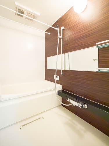  阪和線・羽衣線/和歌山駅 徒歩13分 1階 築4年