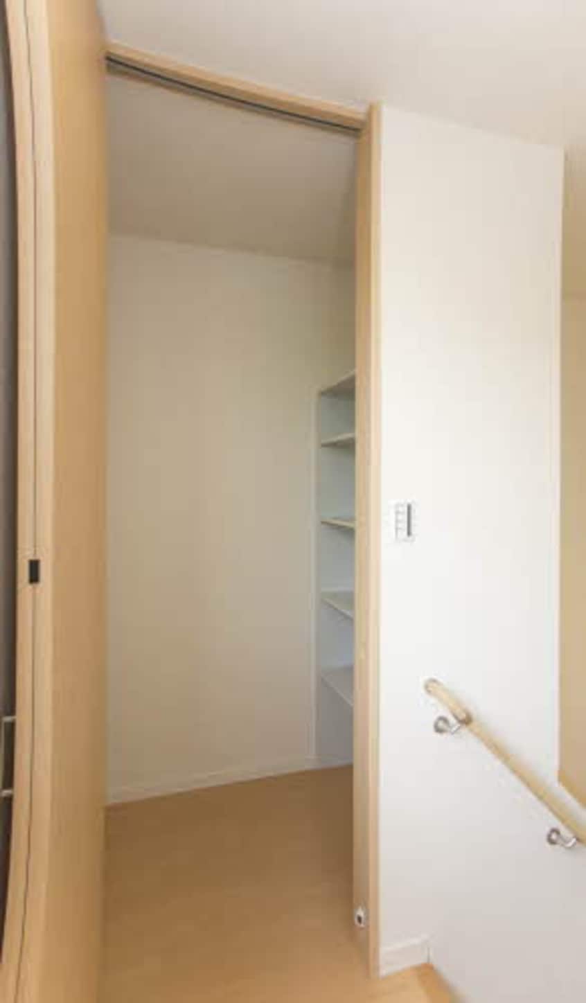  阪和線・羽衣線/紀伊駅 徒歩12分 2階 築11年