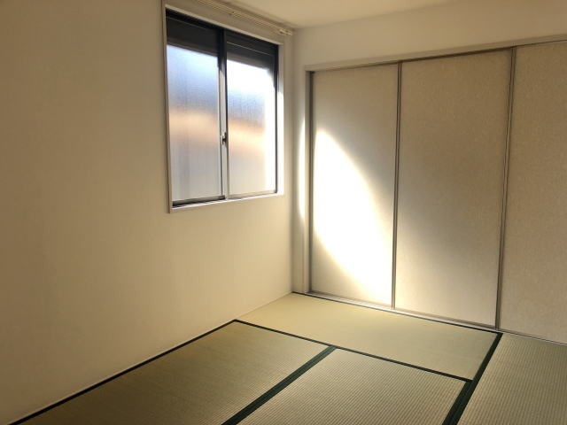  エクセレンス六十谷