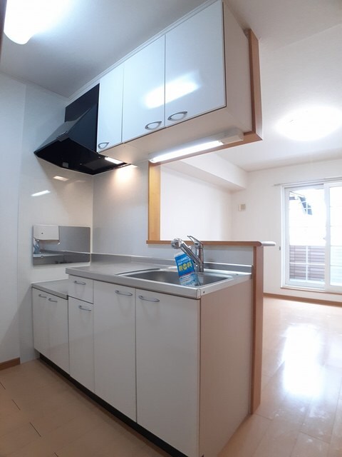  阪和線・羽衣線/和歌山駅 徒歩7分 2階 築17年