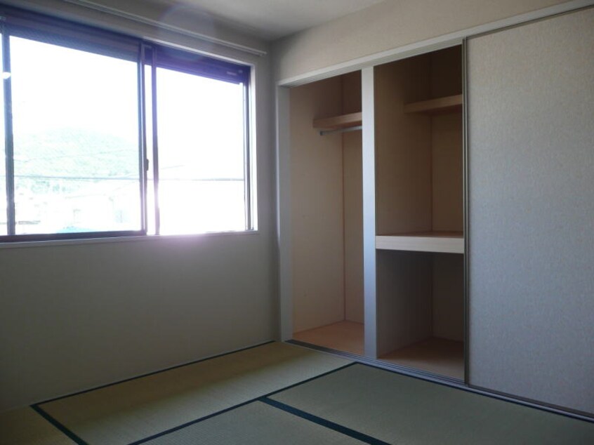  バリュージュ保田