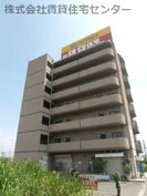 イル・ニードの外観