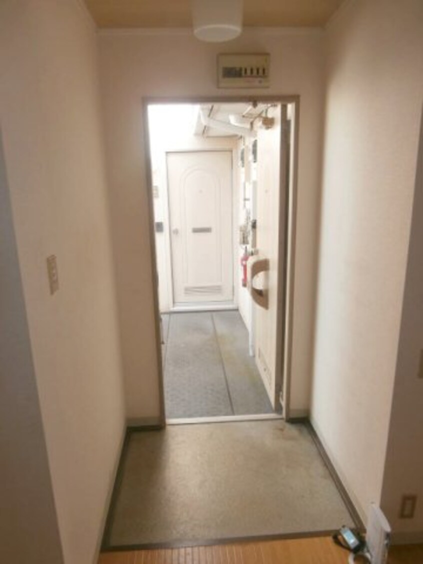  阪和線・羽衣線/和歌山駅 徒歩18分 2階 築37年