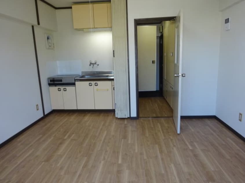 同仕様 プルミエールメゾン日前宮