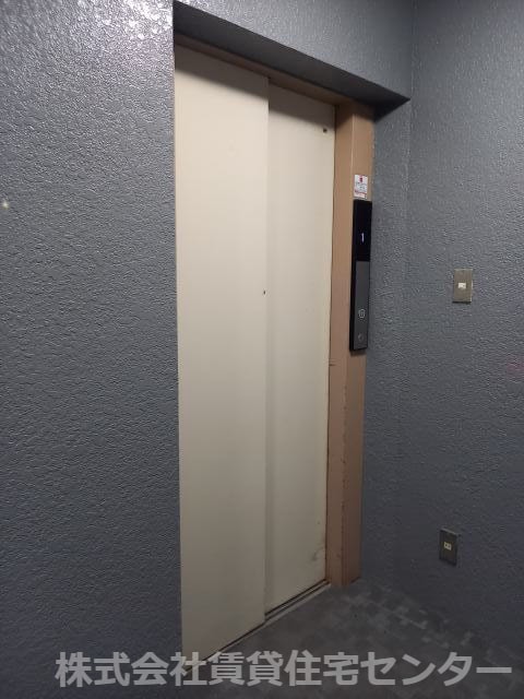  プルミエールメゾン日前宮