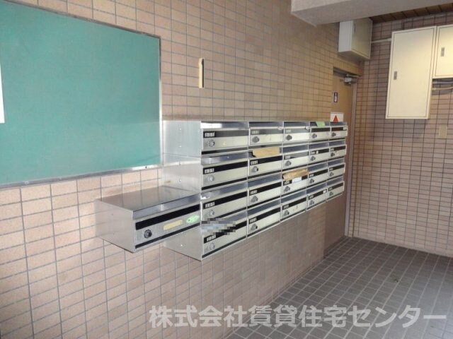  リベラルパレス新留