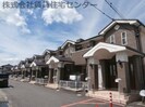 カルムガーデン岩出の外観