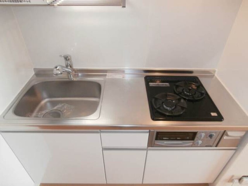  コンフィアンス　Ａ棟