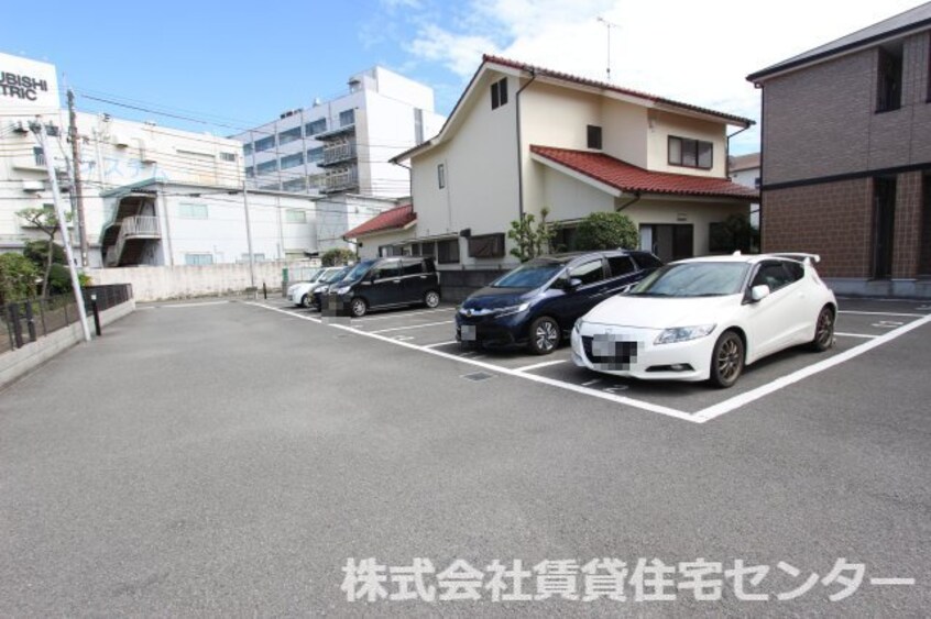  フジパレス手平
