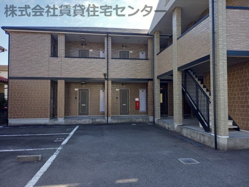  フジパレス手平