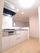  阪和線・羽衣線/紀伊中ノ島駅 徒歩27分 1階 築6年