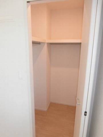  阪和線・羽衣線/紀伊中ノ島駅 徒歩21分 1階 築6年