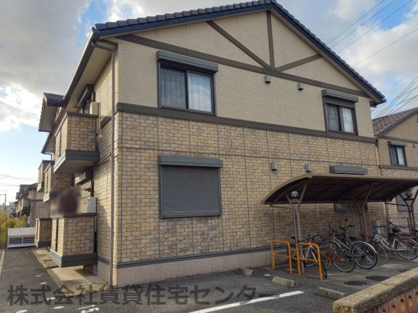  阪和線・羽衣線/和歌山駅 徒歩13分 1階 築19年