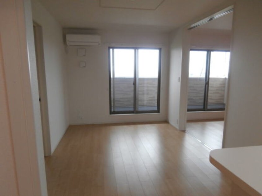 同仕様 リバー・フォールド