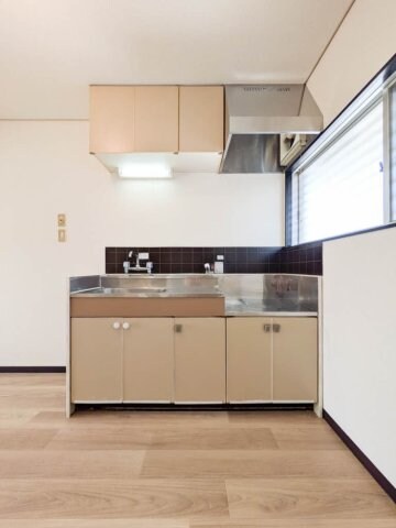  南海本線/和歌山市駅 バス20分四ヶ郷下車:停歩4分 1階 築39年