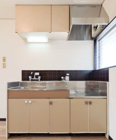  南海本線/和歌山市駅 バス20分四ヶ郷下車:停歩4分 1階 築39年