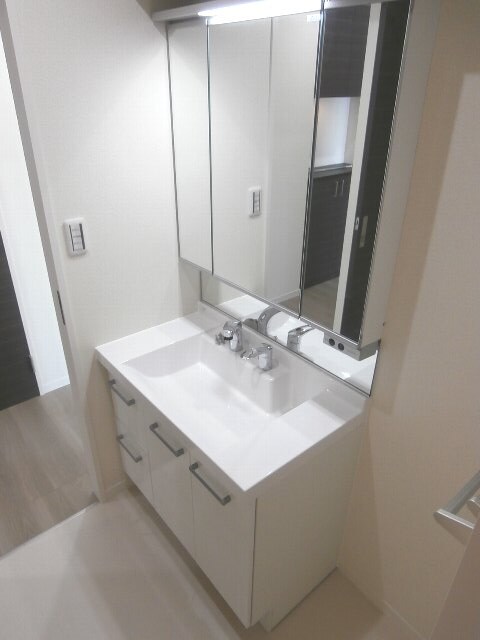  和歌山電鉄貴志川線/神前駅 徒歩14分 3階 築7年