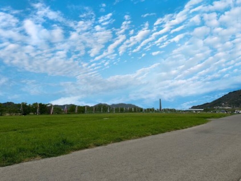 ふるさとの川総合公園様(公園)まで994m シャーメゾン下中島