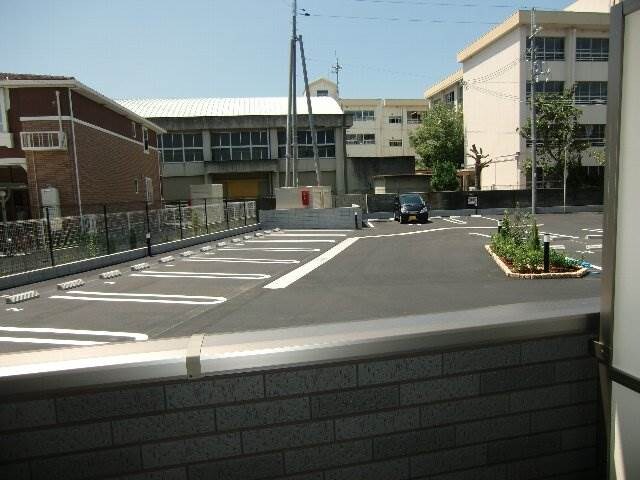  きのくに線・紀勢本線/宮前駅 徒歩4分 1階 築8年