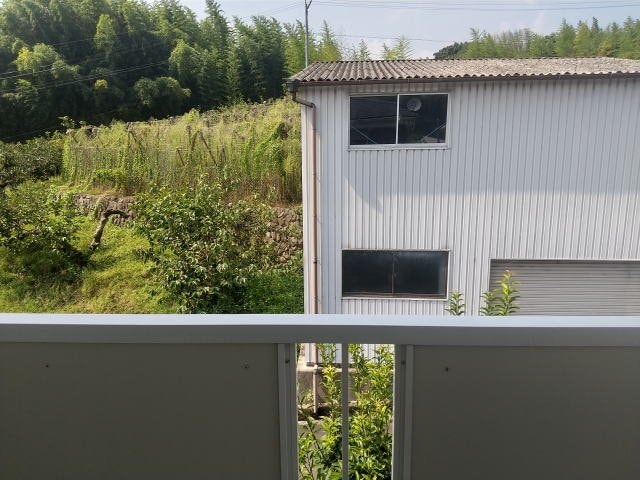  トムテヒュース