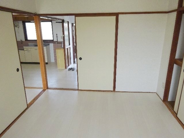 プレゼンス紀伊1