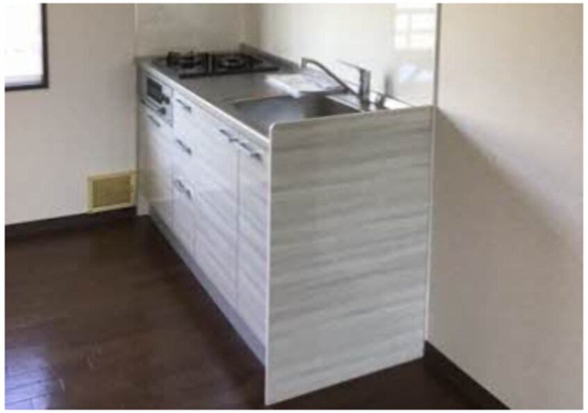  ラベニュー谷口