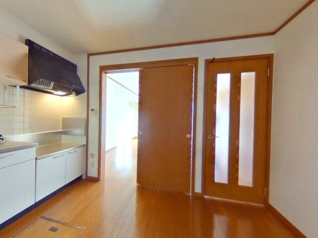  メゾンコニファーⅡ