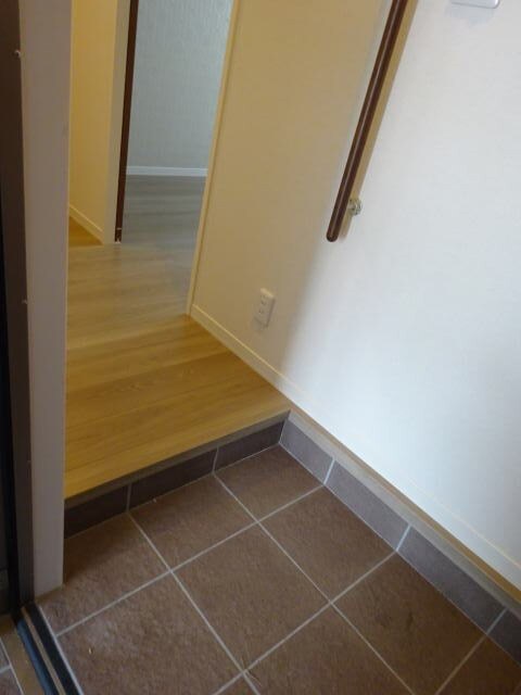  きのくに線・紀勢本線/紀三井寺駅 徒歩12分 1階 築5年