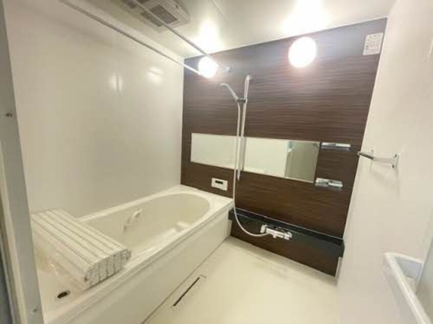  阪和線・羽衣線/和歌山駅 徒歩13分 2階 築1年