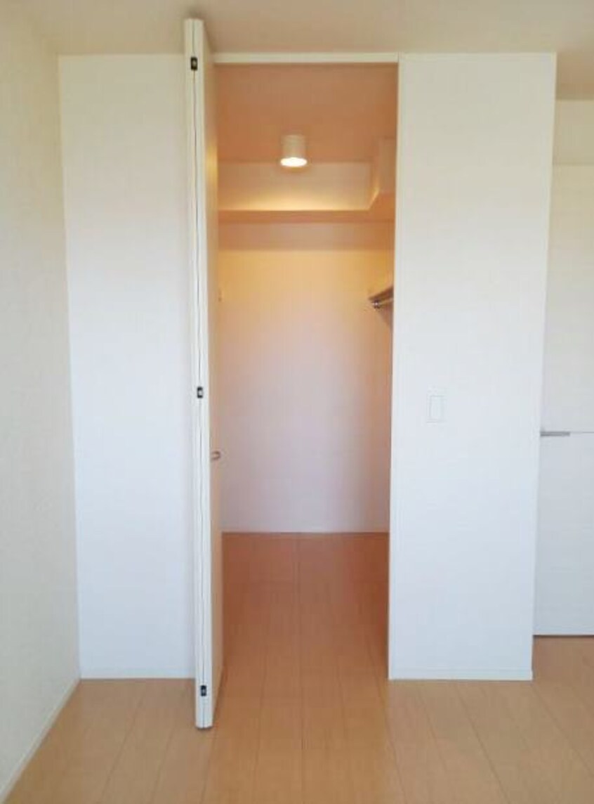  きのくに線・紀勢本線/宮前駅 徒歩16分 3階 築13年