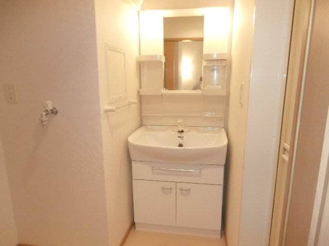  きのくに線・紀勢本線/宮前駅 徒歩13分 2階 築18年