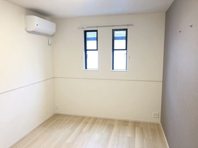 同仕様 ロイズ紀三井寺Ⅱ