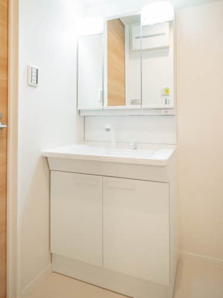  シャーメゾンフローラ