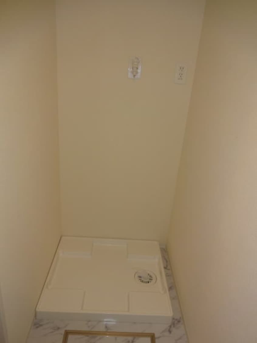 同仕様 コーラルヴィラ出島Ｂ