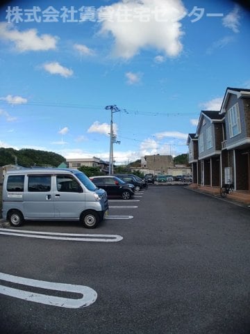  メゾン　カメガワ