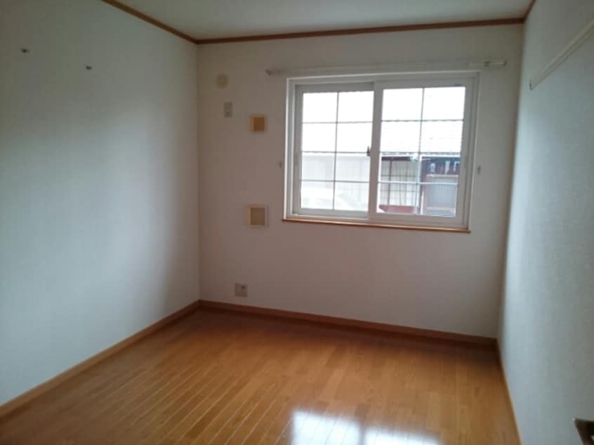  メゾン　カメガワ