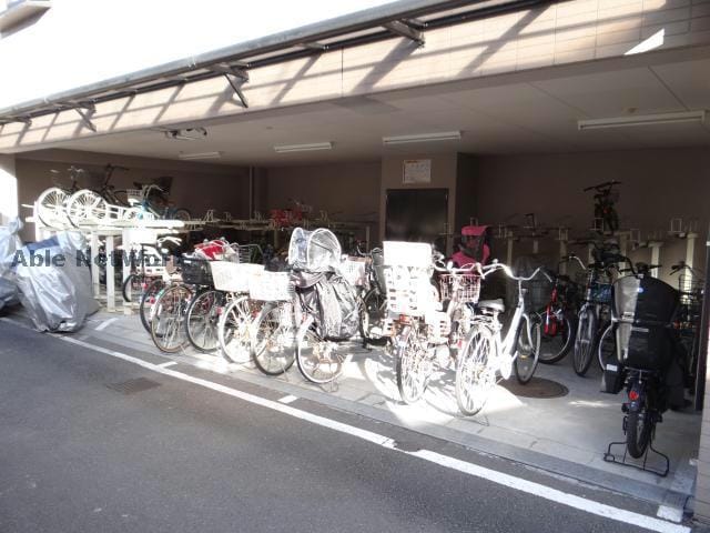 １階に駐輪場 グラシアス道後