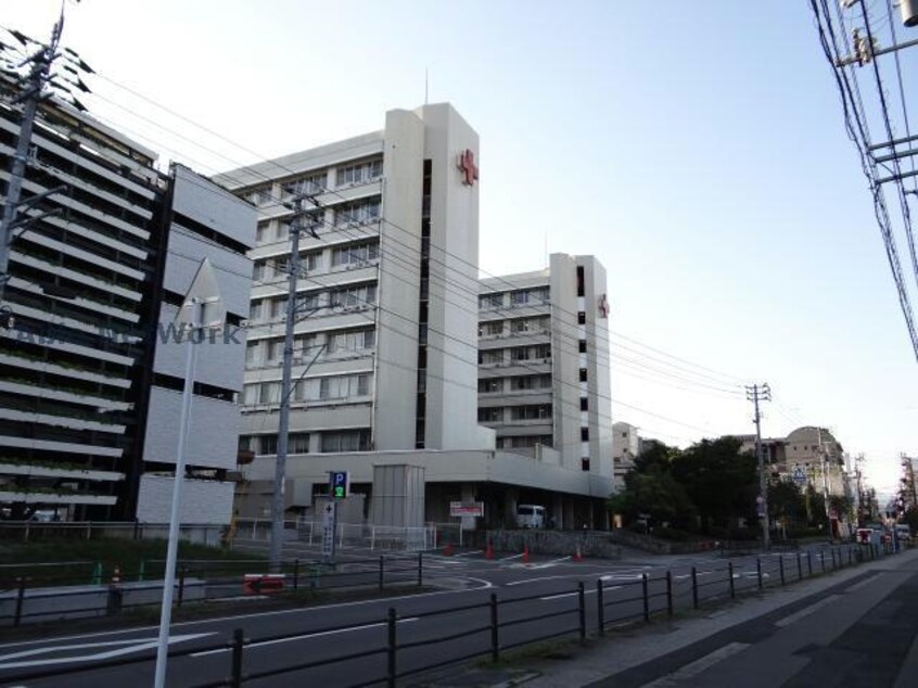 松山赤十字病院(病院)まで575m ツイン・ハーモニー道後Ⅱ