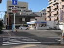 ローソン勝山二丁目店(コンビニ)まで277m ロイヤルアネックス喜与町