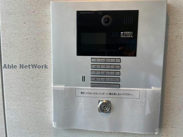  ＧＡＲＩＲＥＯ　ＶＩＮＧＴ　ー　ＣＩＮＱ　ＴＥＲＲＡＣＥ