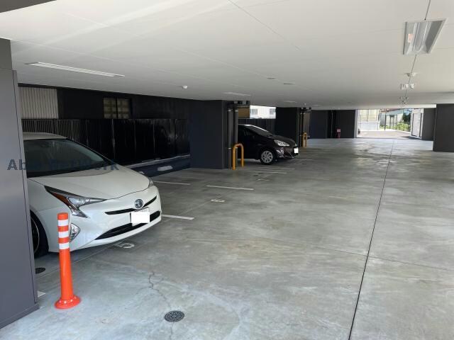  ＧＡＲＩＲＥＯ　ＶＩＮＧＴ　ー　ＣＩＮＱ　ＴＥＲＲＡＣＥ