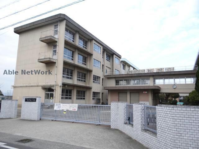 松山市立たちばな小学校(小学校)まで1267m セントラルパーク土居田