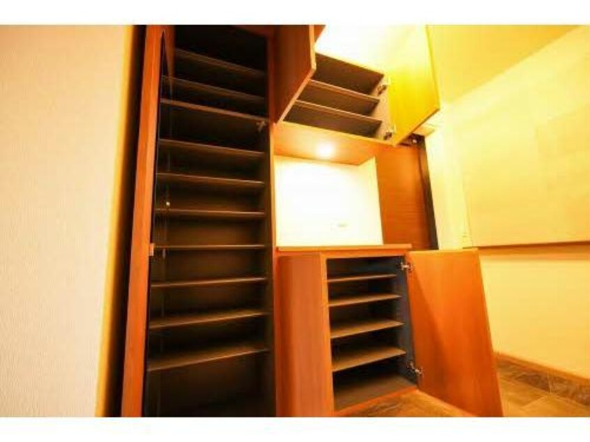  シャーメゾンキャメリア