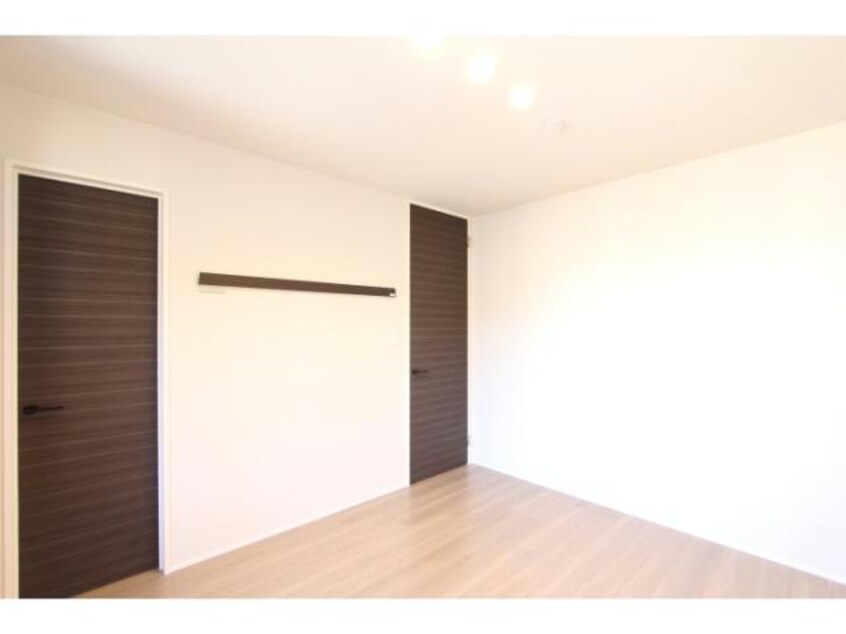 １２、洋室入口側 コスモ ラ・ペ