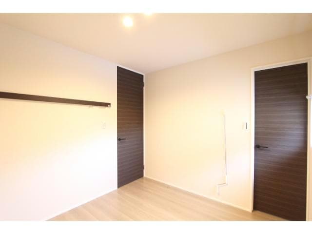 １１，洋室入口側 コスモ ラ・ペ