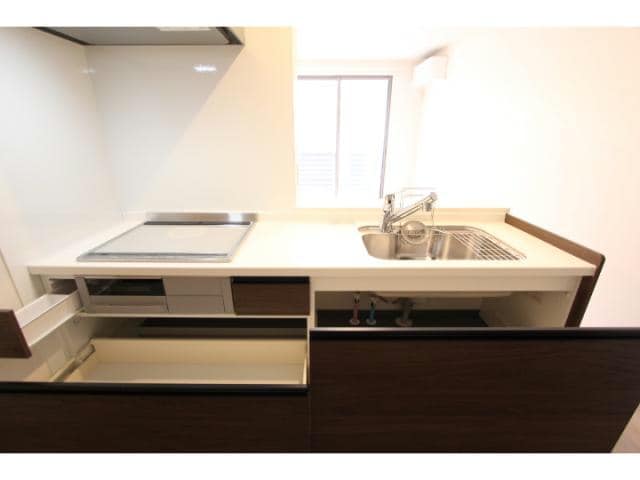 １８，オールスライド収納のキッチンのＯＰＥＮ コスモ ラ・ペ