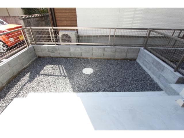 １４，専用庭 コスモ ラ・ペ