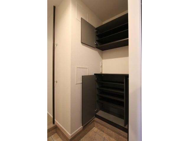 １５，シューズＢＯＸのＯＰＥＮ コスモ ラ・ペ