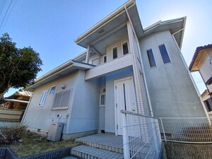 つつじが丘南4番町貸家