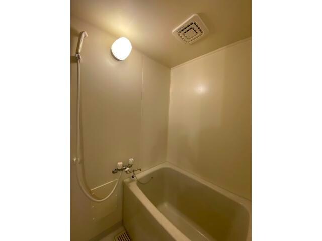  アメニティ東香里